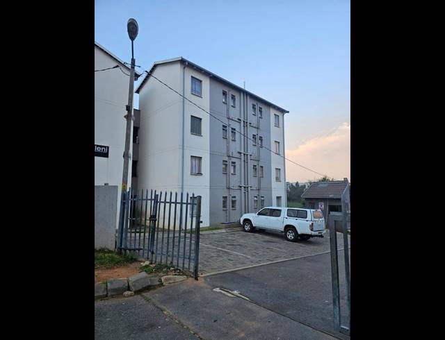 2 BEDROOM APARTMENT FOR SALE IN FLEURHOF